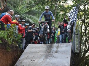 Video: Trek Asyik Bersepeda di Puncak Bogor Nih, Berani Jajal?