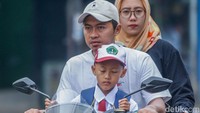 Kebijakan masuk lebih pagi ini menuai pro dan kontra di kalangan orang tua murid. 
