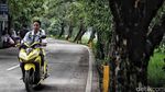 Pelajar Tak Pakai Helm-Bonceng Tiga Warnai Hari Pertama Sekolah di Jakut