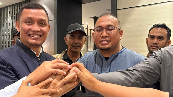 Pengurus Ikatan Keluarga Besar Minang Yogyakarta (IKBMY) memutuskan untuk bergabung dengan DPW Ikatan Keluarga Minang (IKM) Daerah Istimewa Yogyakarta (DIY). (dok. pribadi)