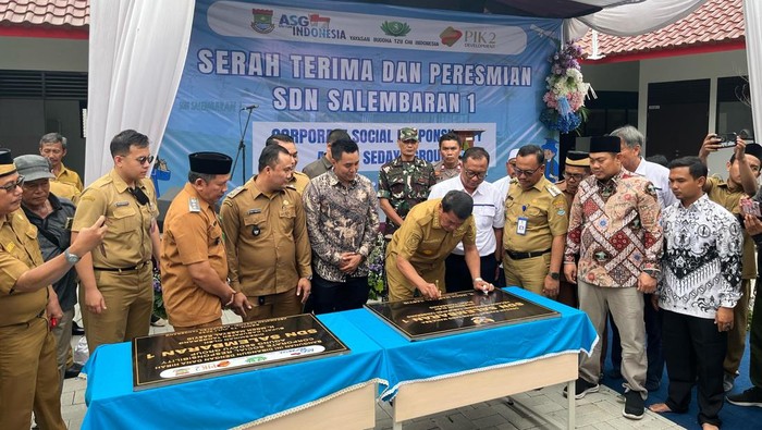 Kolaborasi antara Pemerintah Kabupaten Tangerang dan Agung Sedayu Group (ASG) dalam memperluas akses pendidikan, ditandai dengan peresmian gedung baru SDN Salembaran 1.
