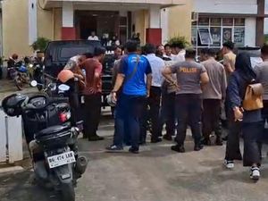 Pemotor yang Serang Polisi dengan Sajam Saat Razia dalam Pengaruh Alkohol