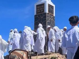 Viral Ritual di Puncak Lawu, Polisi: Rombongan dari NU Purwodadi
