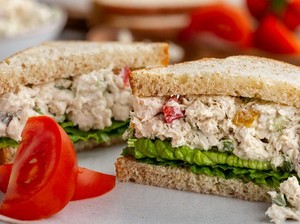 Hanya Pakai 1 Bahan, Sandwich Tuna Bisa Lebih Creamy