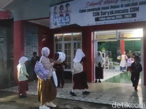 Cerita Pagi di SDN CBM Suryakencana: Masuk Lebih Awal-Ortu Kelabakan