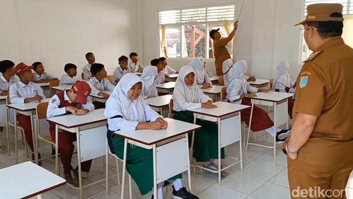 Sekolah Rakyat Probolinggo.
