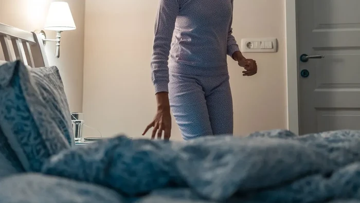 Tak Sadar Pesan Makanan Saat Tidur, Wanita Ini Cuma Beli Saus!