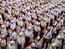 Video: Sorotan Psikolog Terkait Kebijakan Masuk Sekolah Terlalu Pagi