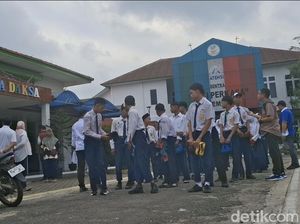 Video: Suasana Hari Pertama Sekolah Rakyat di Palembang