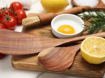 5 Tips Merawat Peralatan Kayu di Dapur agar Awet dan Tidak Berjamur