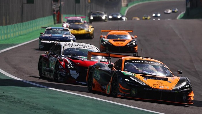 United Autosports 95 finis kesembilan di 6 Hours of Sao Paulo, Minggu (13/7/2025) malam WIB.