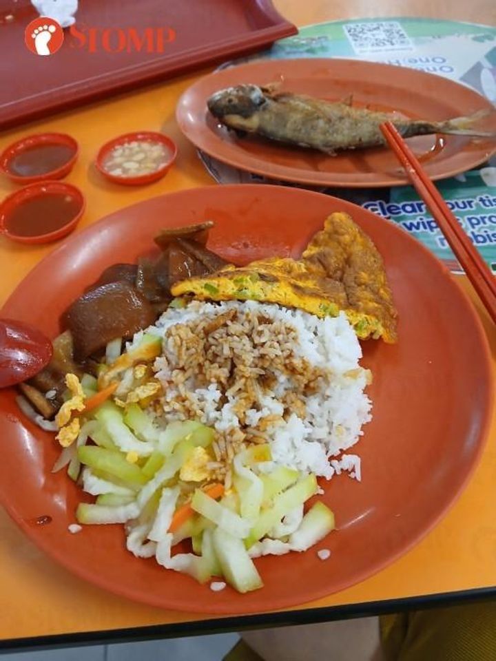 Zonk! Makan di Warung Nasi dengan Harga Selangit plus Pelayanan Buruk