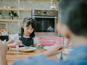 Ini Rekomendasi Menu Sarapan Sehat Anak Sekolah dari Ahli Gizi