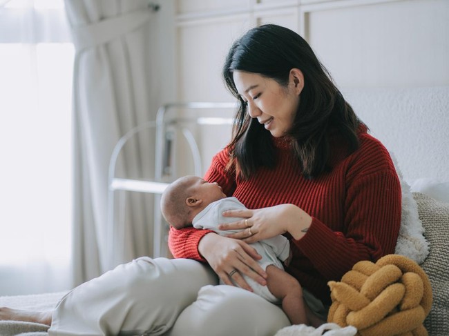Alasan Bayi Baru Lahir Tidur Terus Menerus, Bunda Perlu Tahu