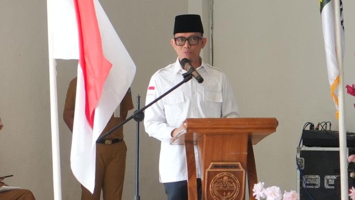 Bupati OKU Teddy Melwansyah