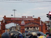 Penduduk Kabupaten Cirebon Melimpah, Ekonomi Ditopang Jasa-UMKM
