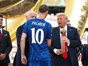 Alasan Donald Trump Simpan Trofi Asli Piala Dunia Antarklub 2025