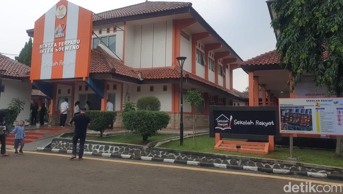 Daftar 63 titik operasional Sekolah Rakyat per 14 Juli 2025 termasuk di Sentra Terpadu Inten Suweno Cibinong, Kabupaten Bogor.