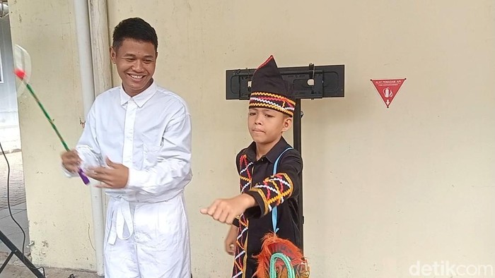dikha pacu jalur
