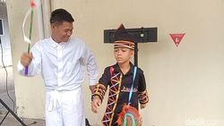 Dikha Pacu Jalur Senang Gayanya Mendunia