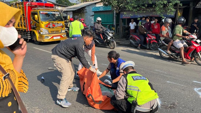 Pemotor Wanita Tewas Jadi Korban Tabrak Lari di Pantura Kendal