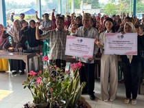 Legislator Gerindra Salurkan PIP ke 11.000 Pelajar di Lampung Selatan