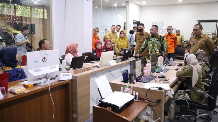 Gresik luncurkan Lapor GUS