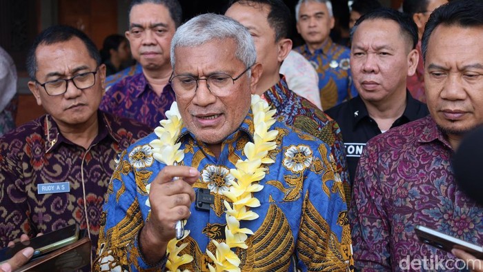 Kepala BNN Komjen Marthinus Hukom saat deklarasi Desa Bersih dari Narkoba (Bersinar) di Desa Adat Kelan, Tuban, Badung, Bali, Selasa (15/7/2025). (Foto: Aryo Mahendro/detikBali)