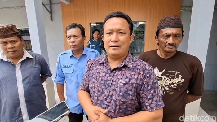Kuasa hukum Yogi, Yudi Wahyudi saat memberikan keterangan.