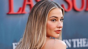 Pada Senin malam, 14 Juli 2025 di The United Theater on Broadway, para bintang berkumpul dalam acara pemutaran perdana film terbaru I Know What You Did Last Summer, seri terbaru dari franchise horor remaja legendaris yang sempat booming di akhir 90-an. Foto: Getty Images/Monica Schipper