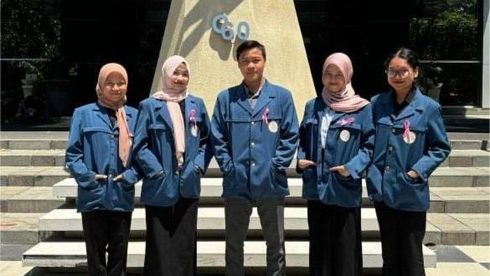 Mahasiswa Unair yang menggagas inovasi kulit buah naga untuk terapi kanker payudara