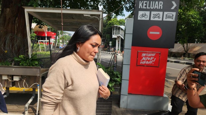Mantan staf khusus Menteri Tenagakerjaan (Menaker) Maria Magdalena