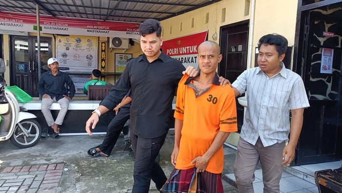 Muhammad Mutawali alias Ali (30), seorang residivis asal Kelurahan Tanjung Karang, Kecamatan Sekarbela, Mataram, ditangkap gegara kuras rekening polwan. (Abdurrasyid Efendi/detikBali)