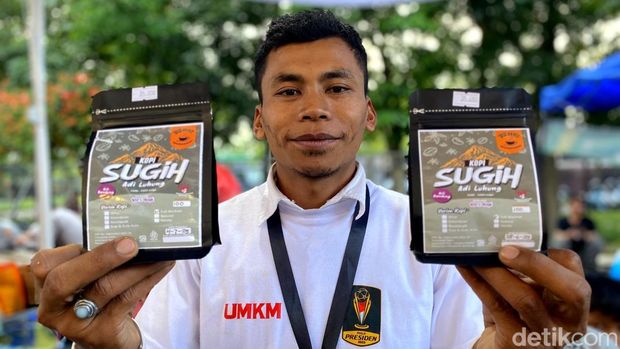 Owner Kopi Sugih Adi Luhung, Daep