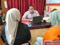 Emak-emak di Situbondo Hajar dan Rampok Nenek yang Kerap Mengejeknya