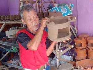 Geliat UKM Gerabah Desa Bentangan Klaten, Bertahan di Tengah Peralatan Modern