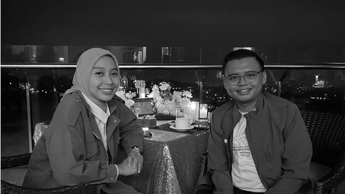 Putra sulung Gubernur Jawa Barat Dedi Mulyadi (KDM), Maula Akbar bersama Wakil Bupati Garut, Putri Karlina.