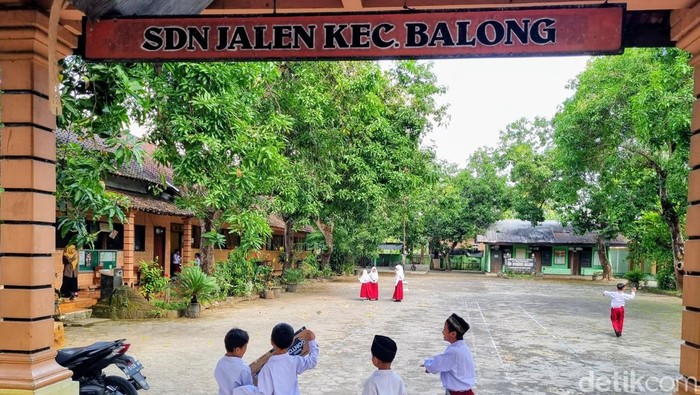 SDN Jalen hanya mendapat satu murid baru.