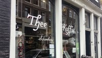 Dahulu pada 1642, t Zonnetje menjual batu bara dan air kepada warga Amsterdam sebelum akhirnya menjual teh dan teh dan kopi. Foto: Hyungjin Cho/Google Image