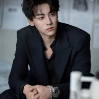 Sejak debut, Tian Xu Ning langsung kebanjiran banyak top. Di tahun 2025, pemain Silent Wife tersebut bahkan membintangi tiga drama sekaligus yakni  Six Sisters, Wanna Be, dan Revenged Love yang sedang on going. Foto: Weibo Tian Xu Ning