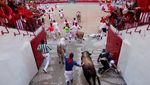 Tradisi Ekstrem San Fermin di Spanyol Bikin Turis Deg-degan