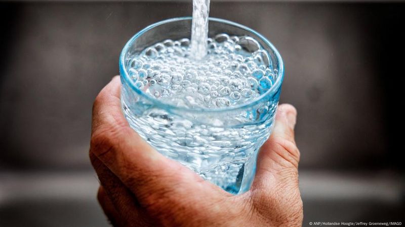 Bahan Kimia Berbahaya Cemari Air Minum, Tanah, dan Makanan di Seluruh Dunia