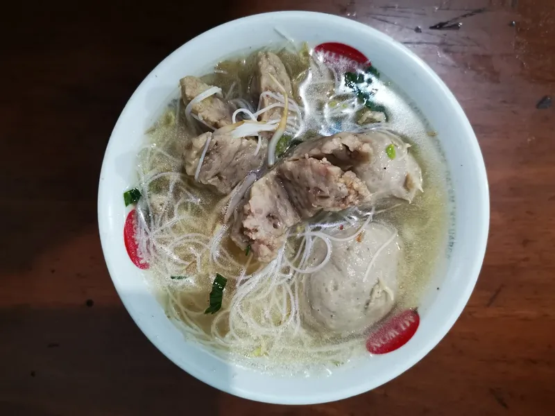 Rekomendasi tempat makan bakso di Glodok.