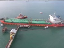 Kapal Tanker Bersandar di Pulau Baai, Pasokan BBM di Bengkulu Stabil