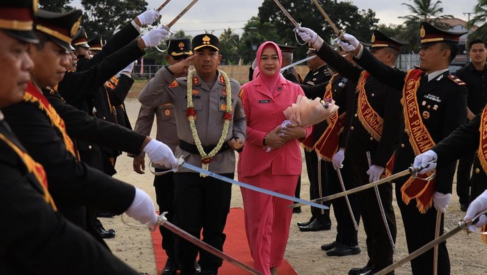 Penyambutan Kapolres Pangandaran baru AKBP Andri Kurniawa