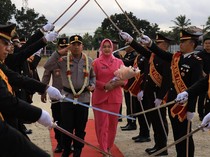 Pedang Pora Sambut Kapolres Pangandaran Baru AKBP Andri Kurniawan