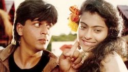 Kisah Cinta Shah Rukh Khan-Kajol dalam Layar
