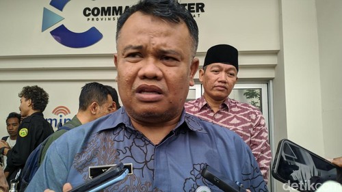 Kepala Balai TNGR Yarman ditemui di Mataram. (Ahmad Viqi/detikBali).