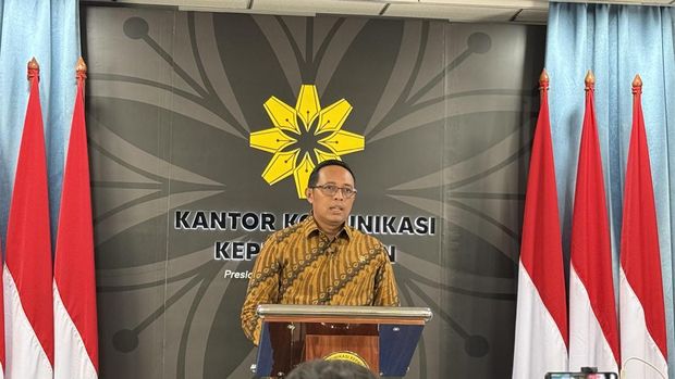 Kepala Kantor Komunikasi Kepresidenan (PCO) Hasan Nasbi (Eva/detikcom)