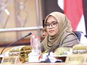 9 Hal Miris Ketua DPRD Bone Andi Tenri Lempar Kue-Siram Air ke Staf